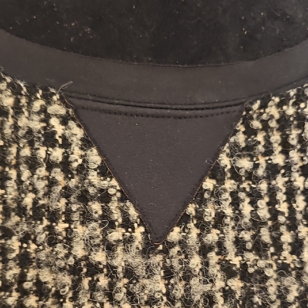 Moncler Black and White Tweed Dress - Picture 7 of 8